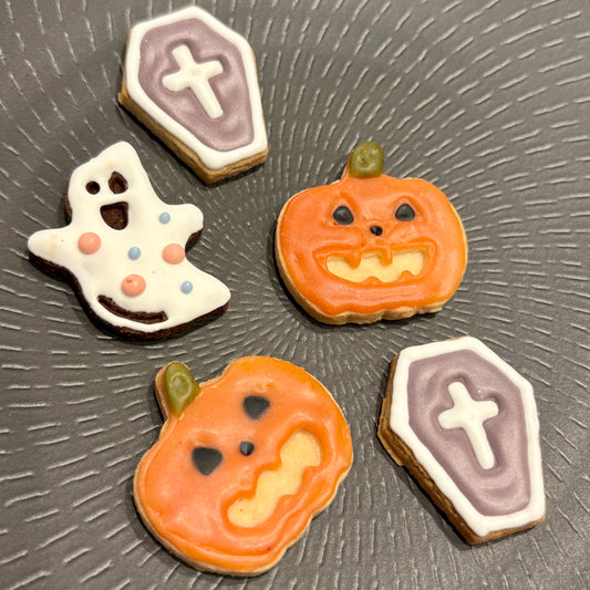 Halloween🎃クッキー缶